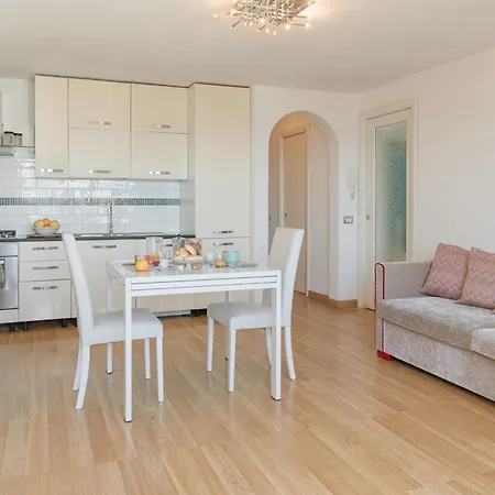Dimora Acquamarina Vista Mare Apartamento *